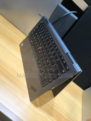Laptop Lenovo ThinkPad X1 Yoga 16GB Intel Core i7 SSD 512GB