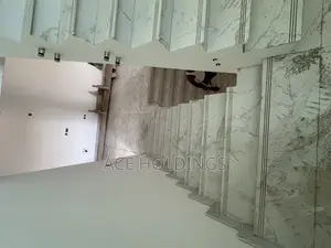 5bdrm Mansion in East Legon for sale