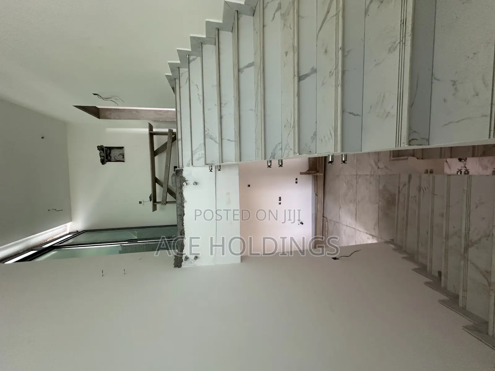 5bdrm Mansion in East Legon for sale