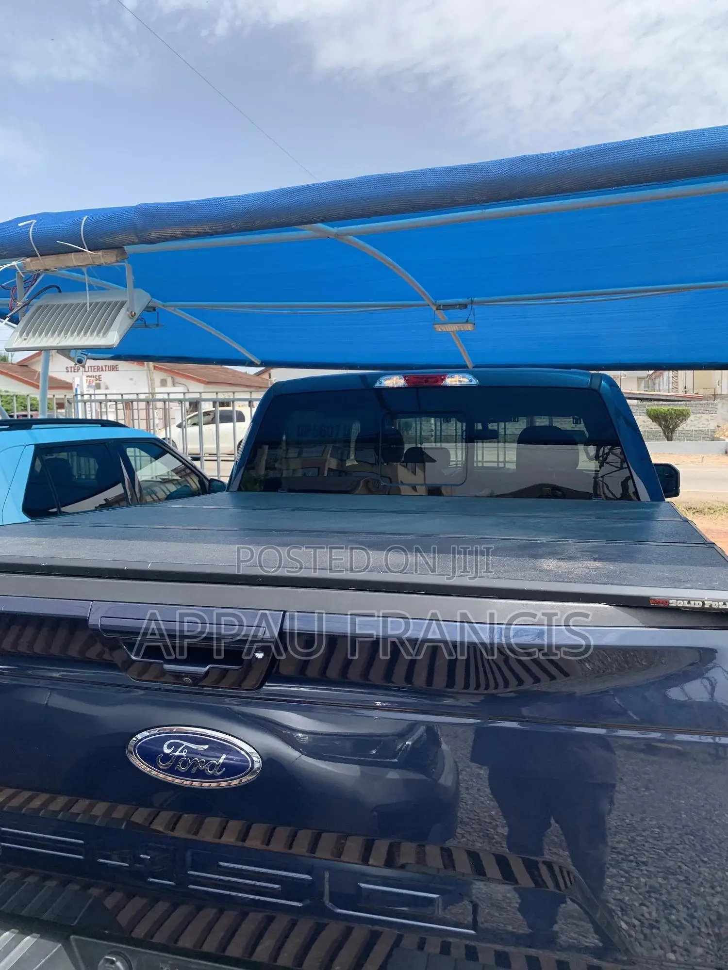 Ford F-150 Lariat 4x4 SuperCrew Cab Styleside 5.5 ft. box 145 in. WB