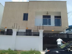 Furnished 3bdrm Duplex in Ebenard Properties, Baatsona Total for rent