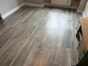 Vinyl Tiles Installation