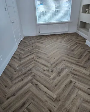 Stylish Installation of Vinyl Tiles