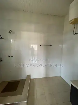 3bdrm House in Ashaley Botwe School for rent