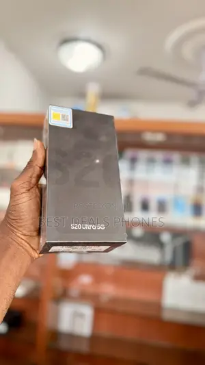 New Samsung Galaxy S20 Ultra 5G 256 GB Green