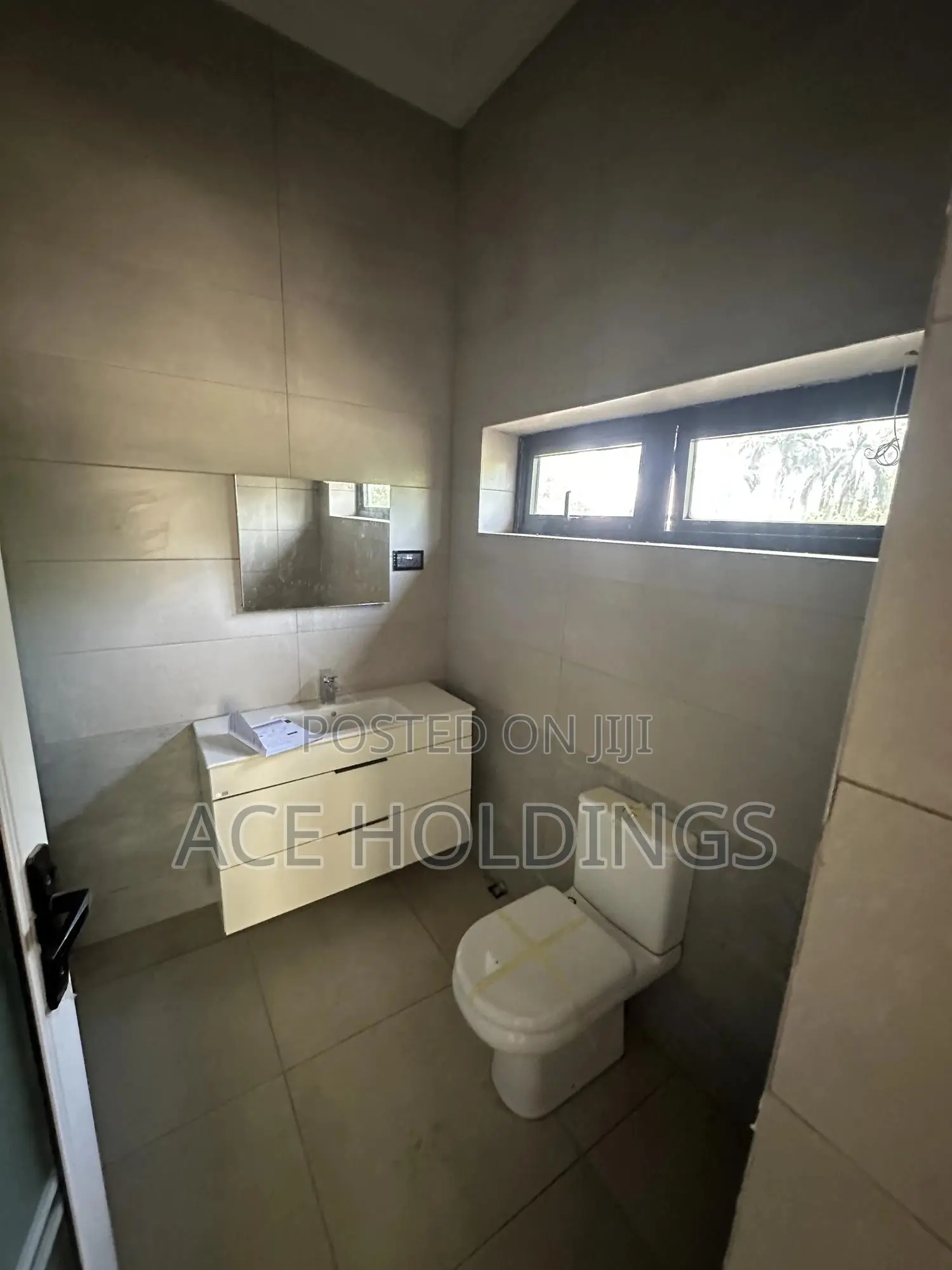 4bdrm Mansion in Trasacco, East Legon for rent