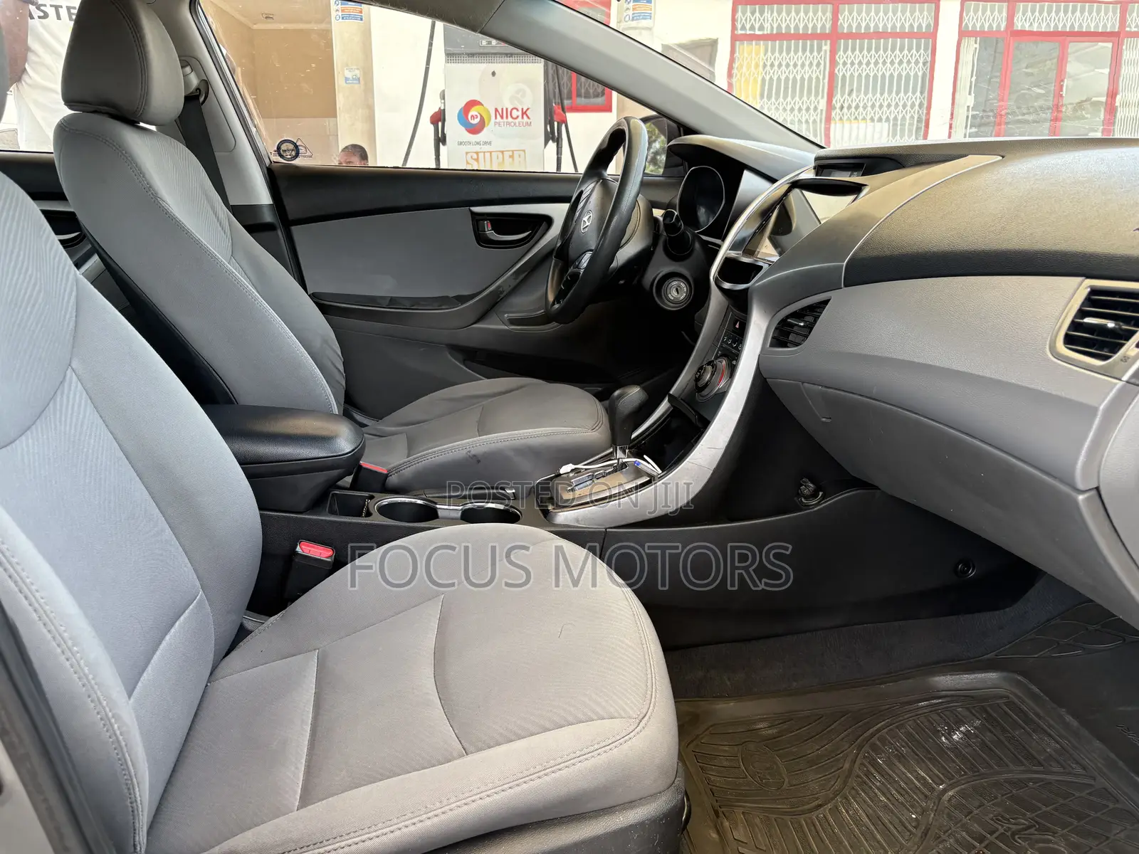 Hyundai Elantra 2013 Gray