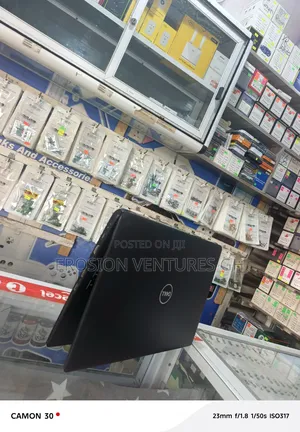 Laptop Dell 8GB Intel Core i5 HDD+SSD 256GB