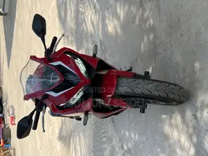 Honda CBR 2022 Red