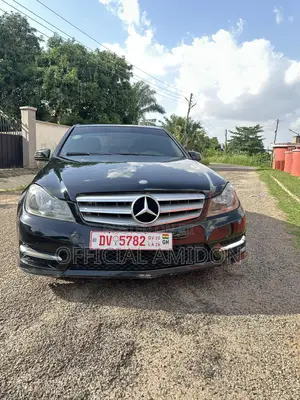 Mercedes-Benz C250 2013 Black