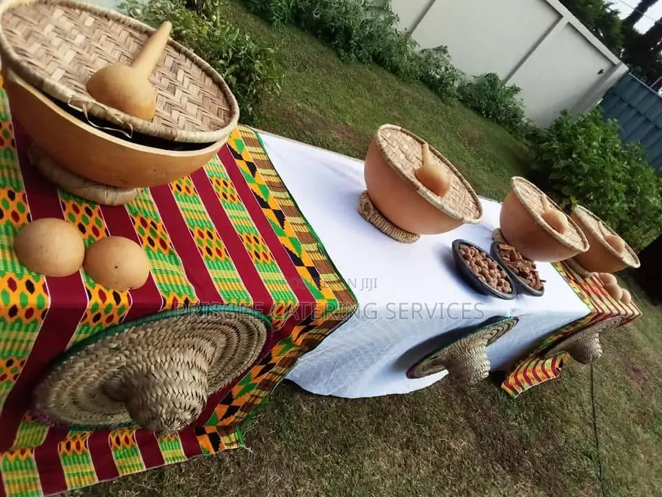 Rental of Chaffing Dishes,Calabash,Plates,Buffet Tableand Dispensers