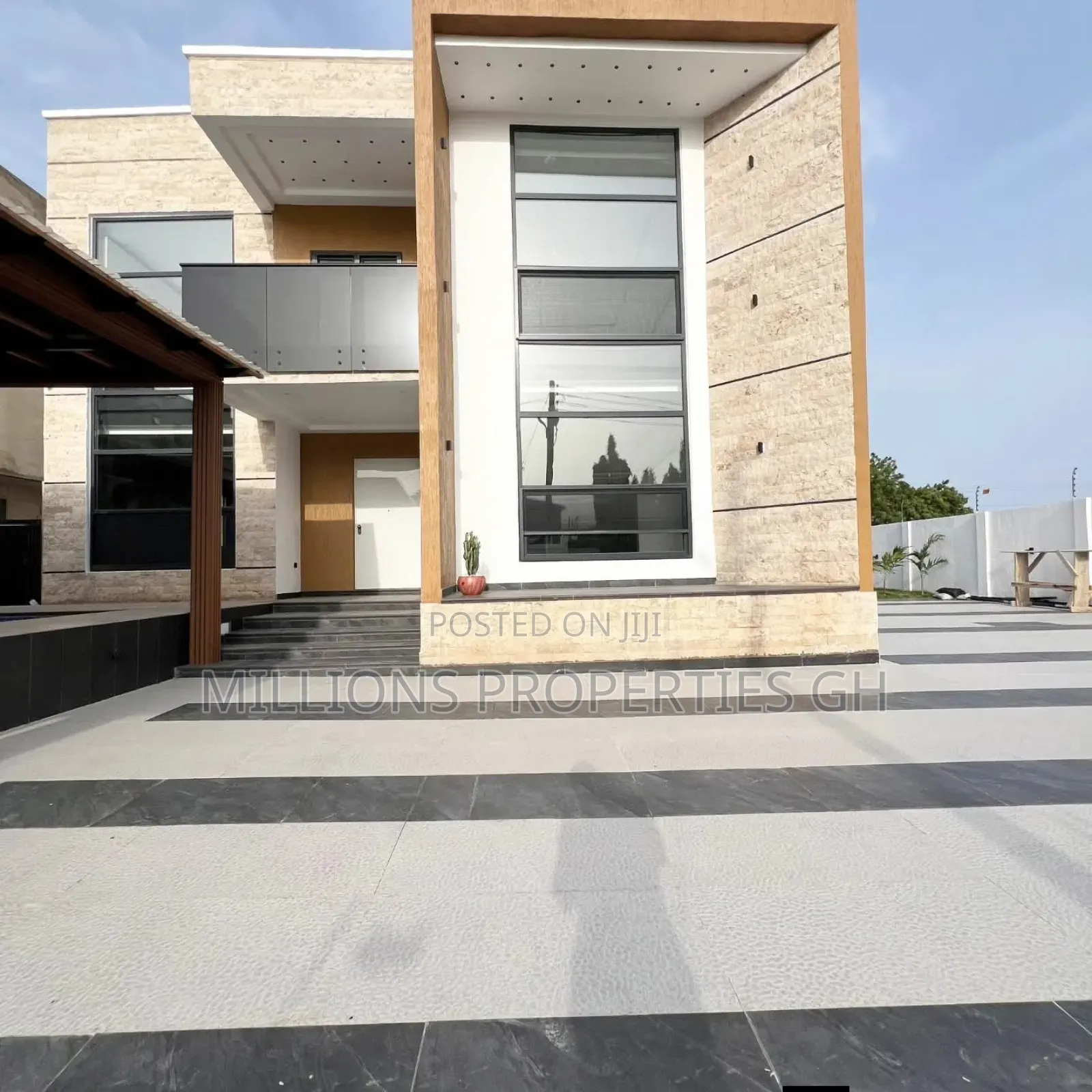Furnished 5bdrm House in Millions Properties, Accra Metropolitan