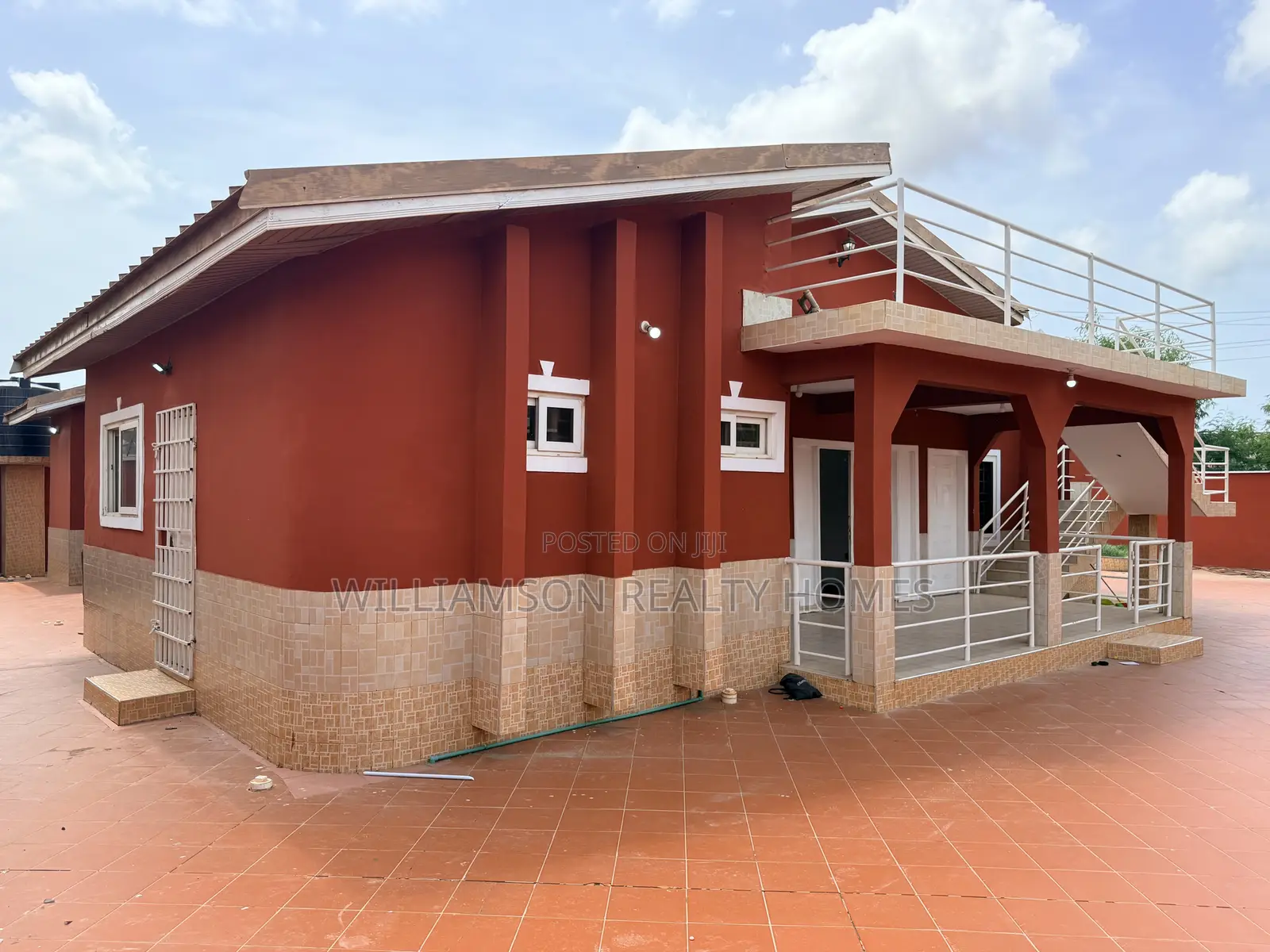 4bdrm House in Community 18 Area, Spintex for rent