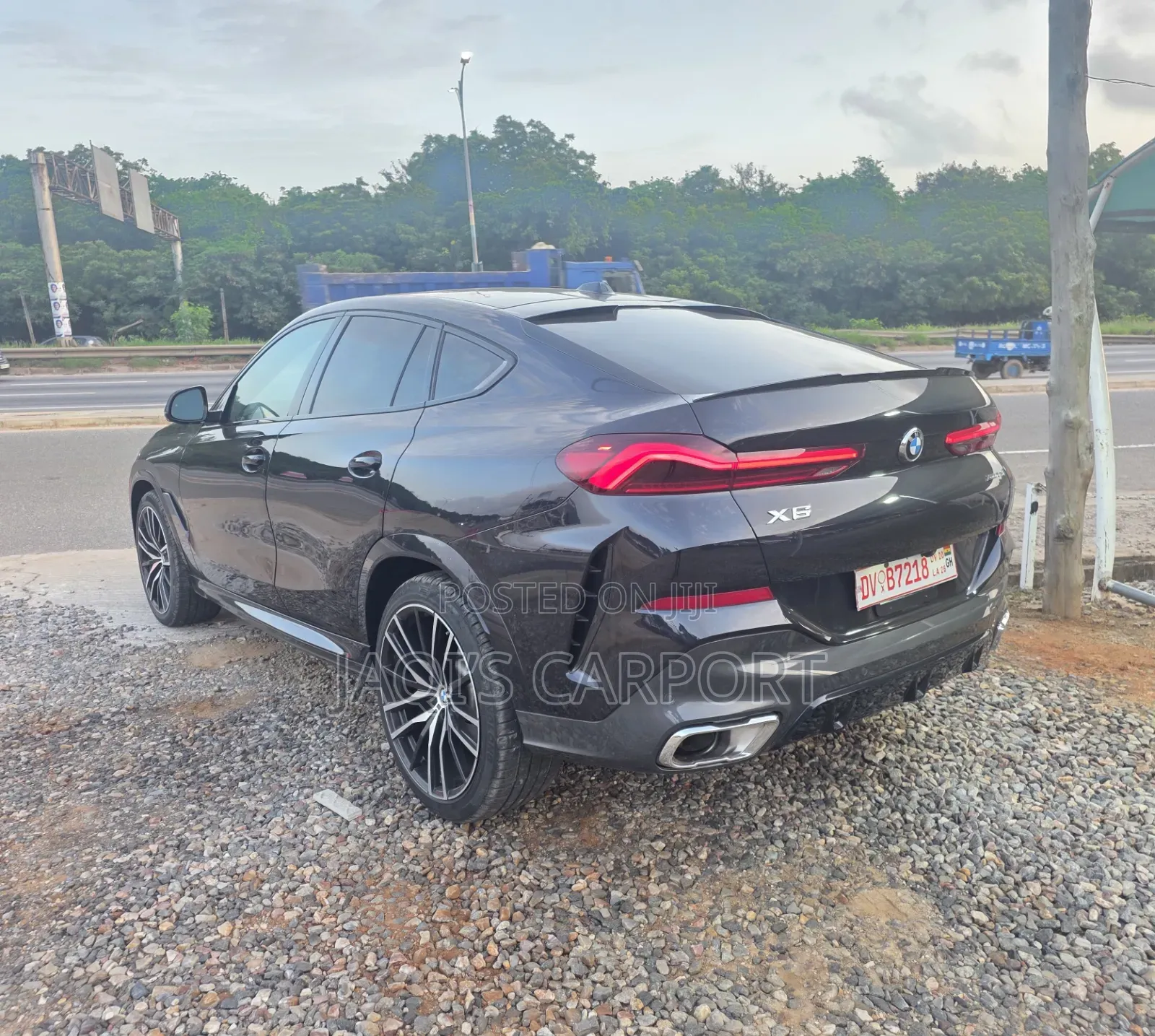BMW X6 xDrive40i 2024 Blue
