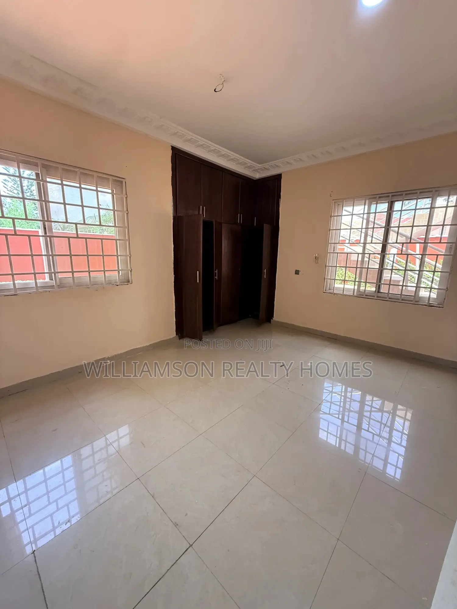 4bdrm House in Community 18 Area, Spintex for rent