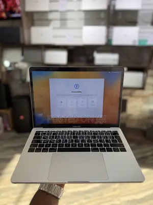 Laptop Apple MacBook Pro 2017 8GB Intel Core i5 SSD 128GB