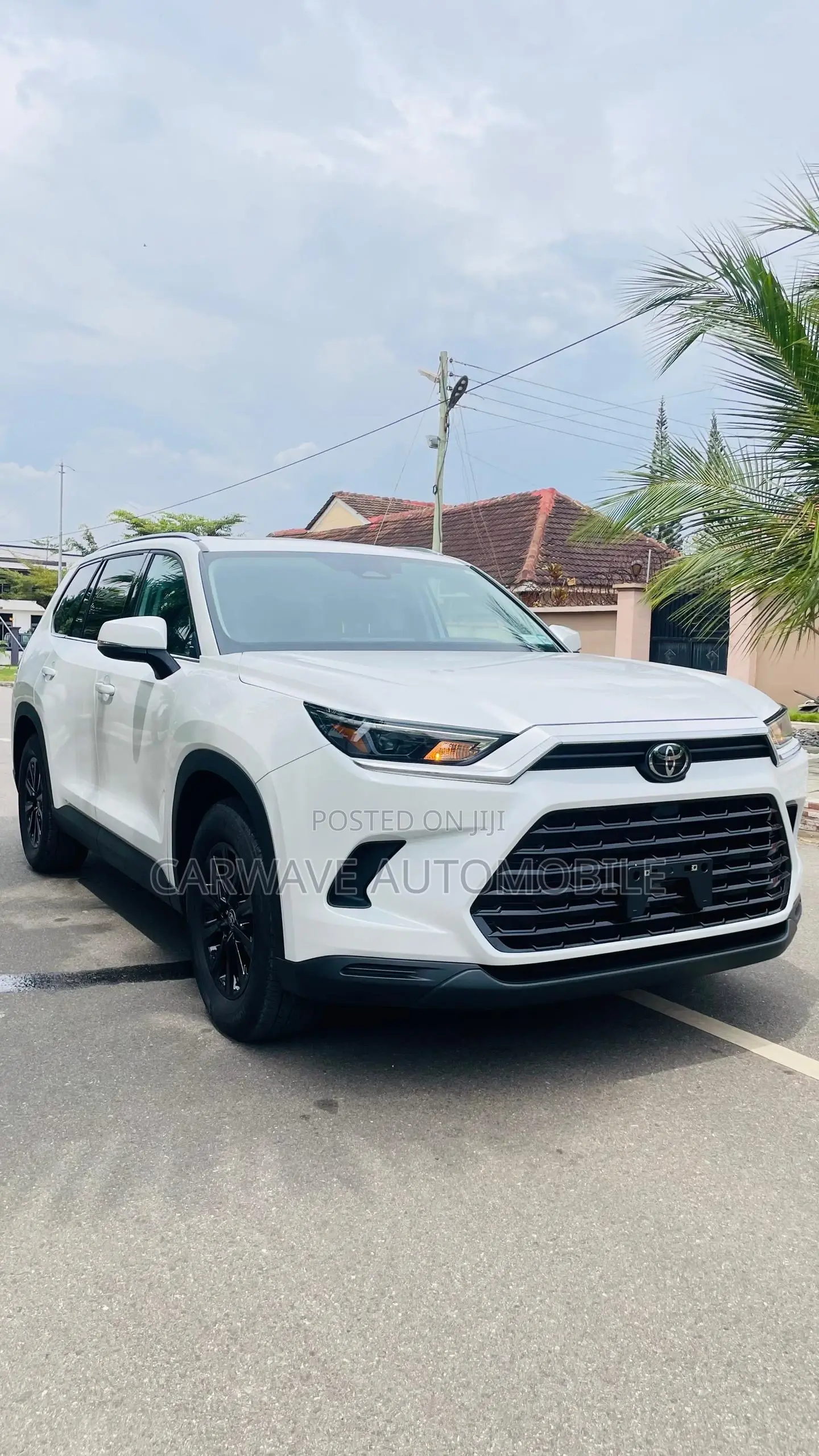 Toyota Highlander XLE AWD 2024 White