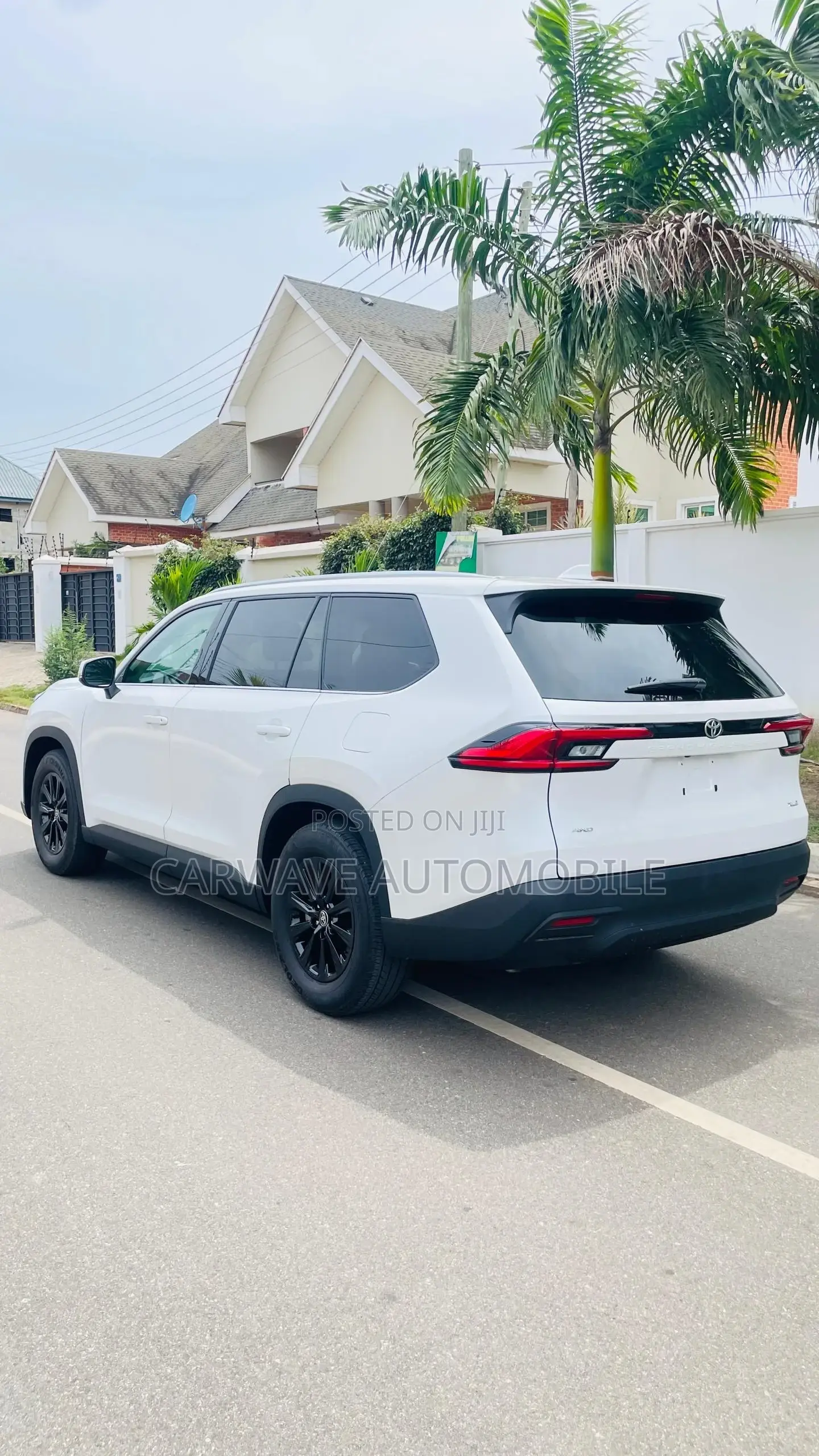 Toyota Highlander XLE AWD 2024 White