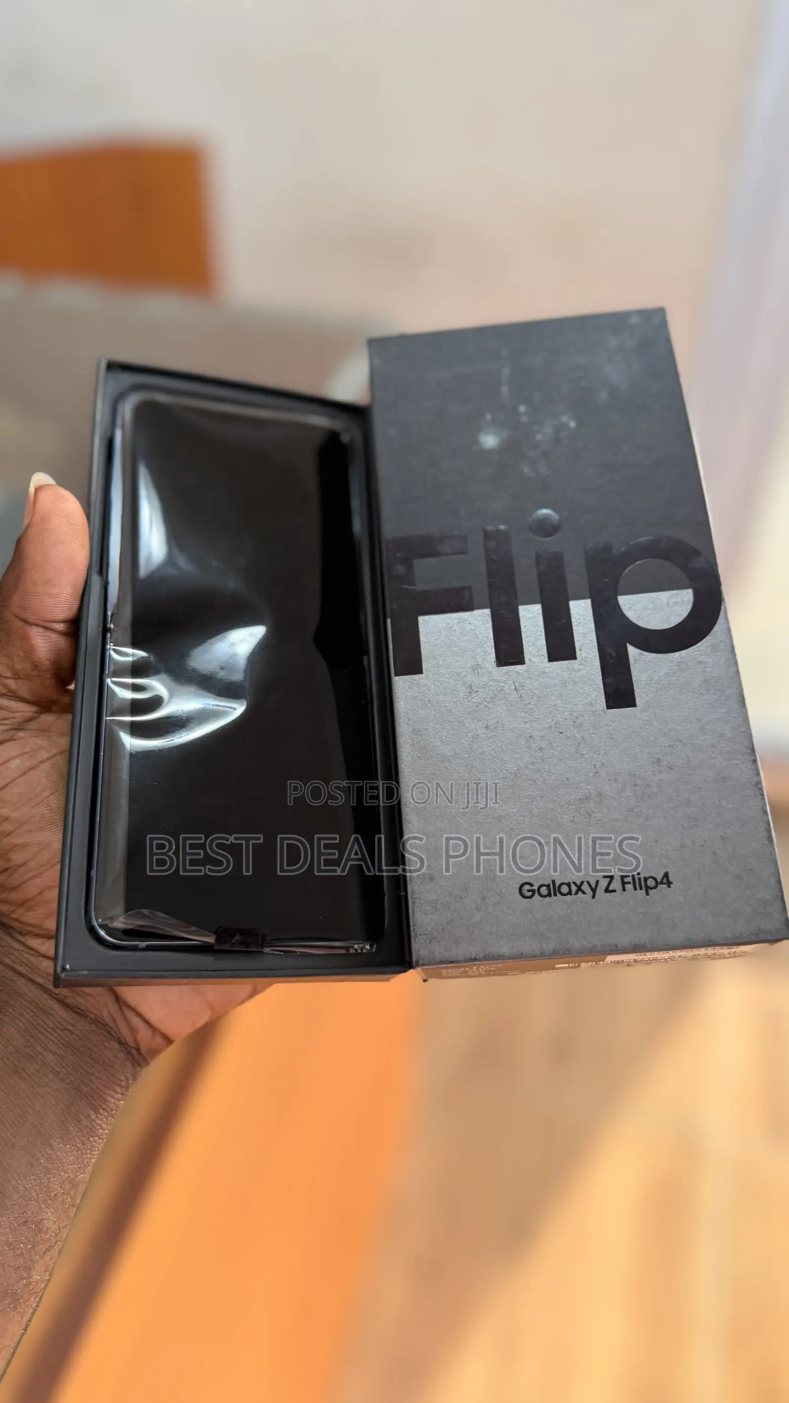 New Samsung Galaxy Z Flip4 256 GB Blue