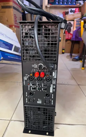 Crest Audio Ca20 Professional Power Amplifier.