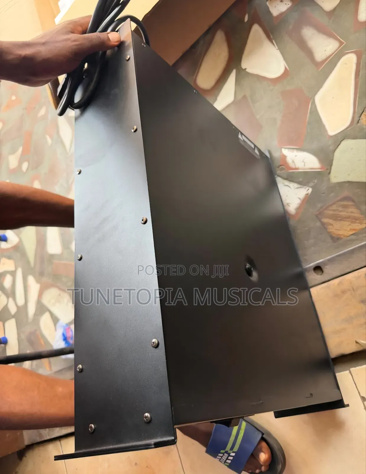 Crest Audio Ca20 Professional Power Amplifier.