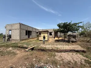 2bdrm House in Franko Properties, School Junction for sale