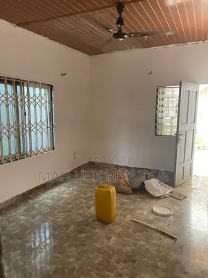 1bdrm Apartment in Lakeside Estate for rent