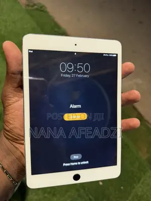 Apple iPad mini 3 64 GB Silver