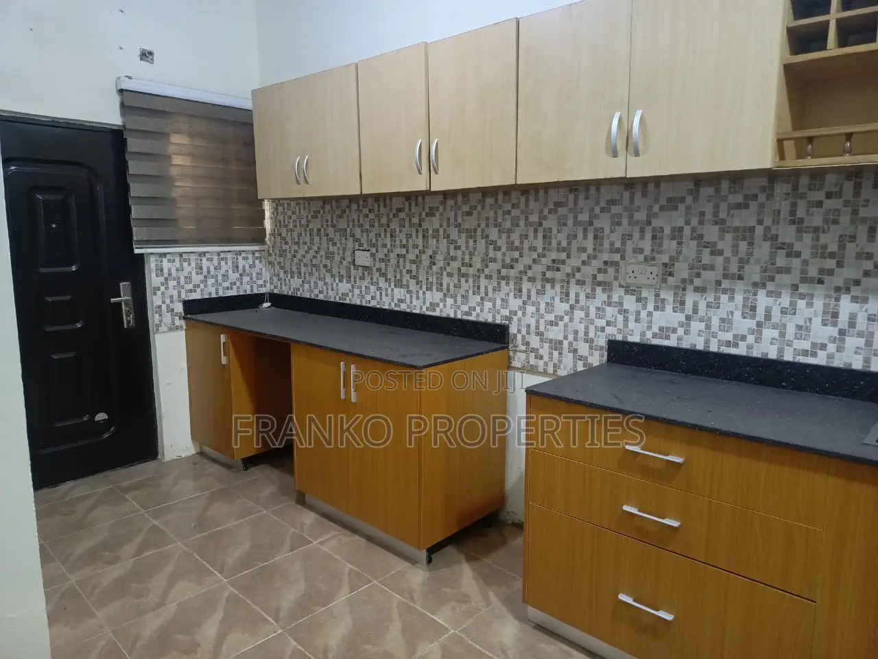 3bdrm House in Franko Properties, Lake Side Estate for sale