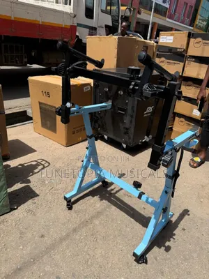 Z-Style Heavy-Duty Piano Stand ( Double)