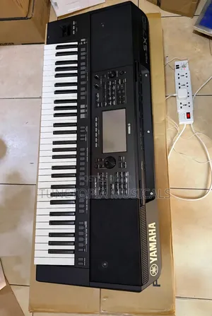 Yamaha PSR-Sx720 Digital Arranger Workstation Keyboard.