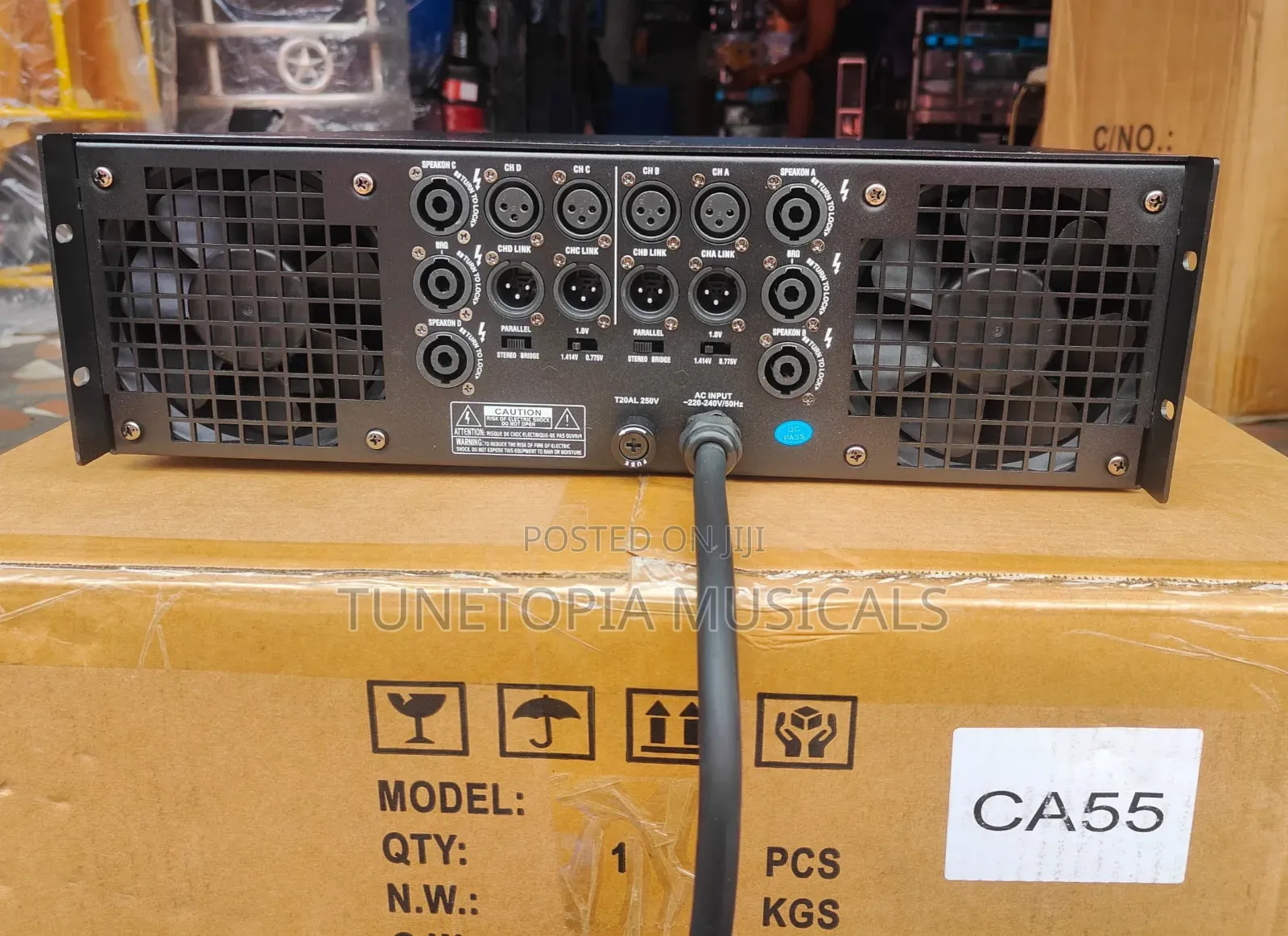 Crest Audio Ca55 4-Channel Power Amplifier.