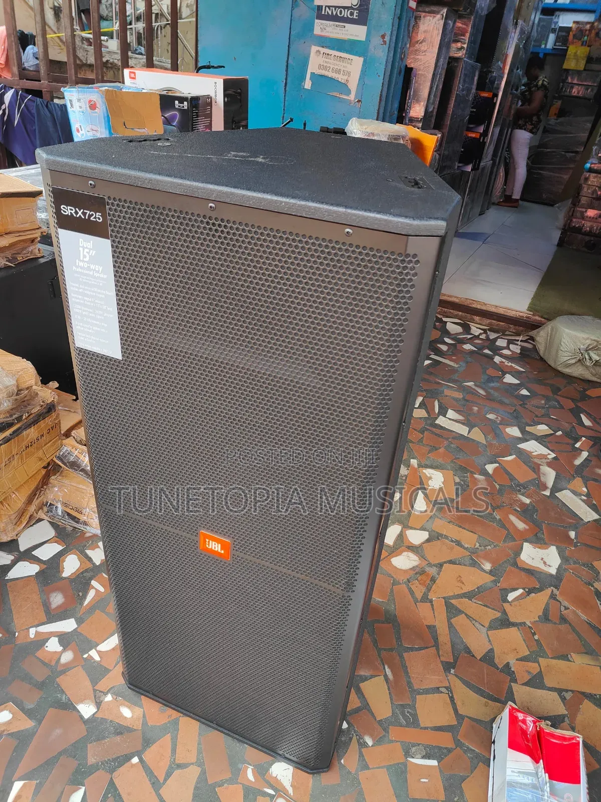 JBL Srx725 Professional 2-Way Full-Range/Mid-Range Loudspeakers