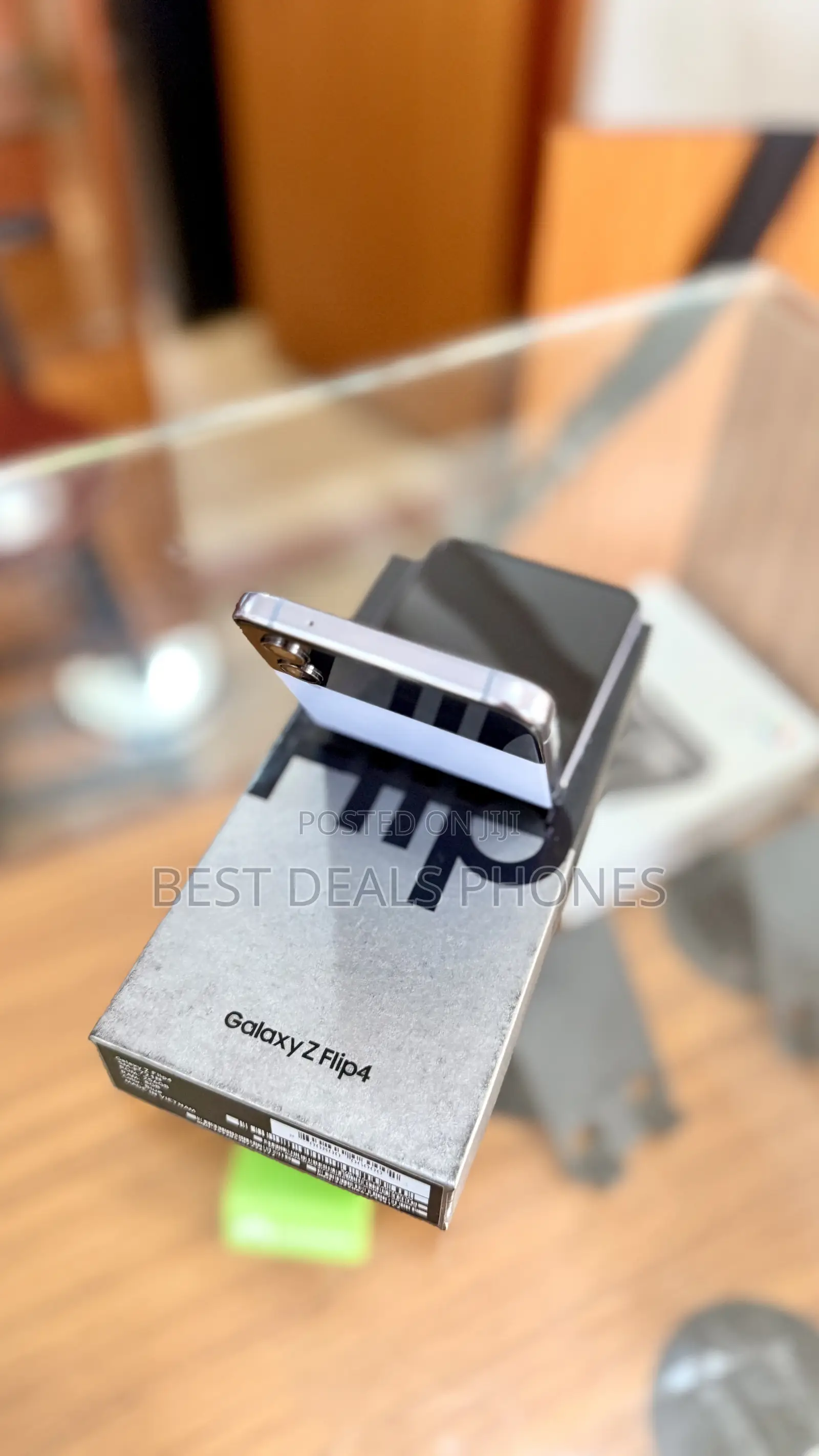 New Samsung Galaxy Z Flip4 256 GB Blue