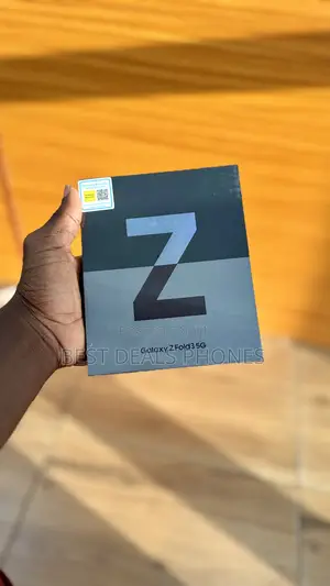 New Samsung Galaxy Z Fold 3 256 GB Yellow