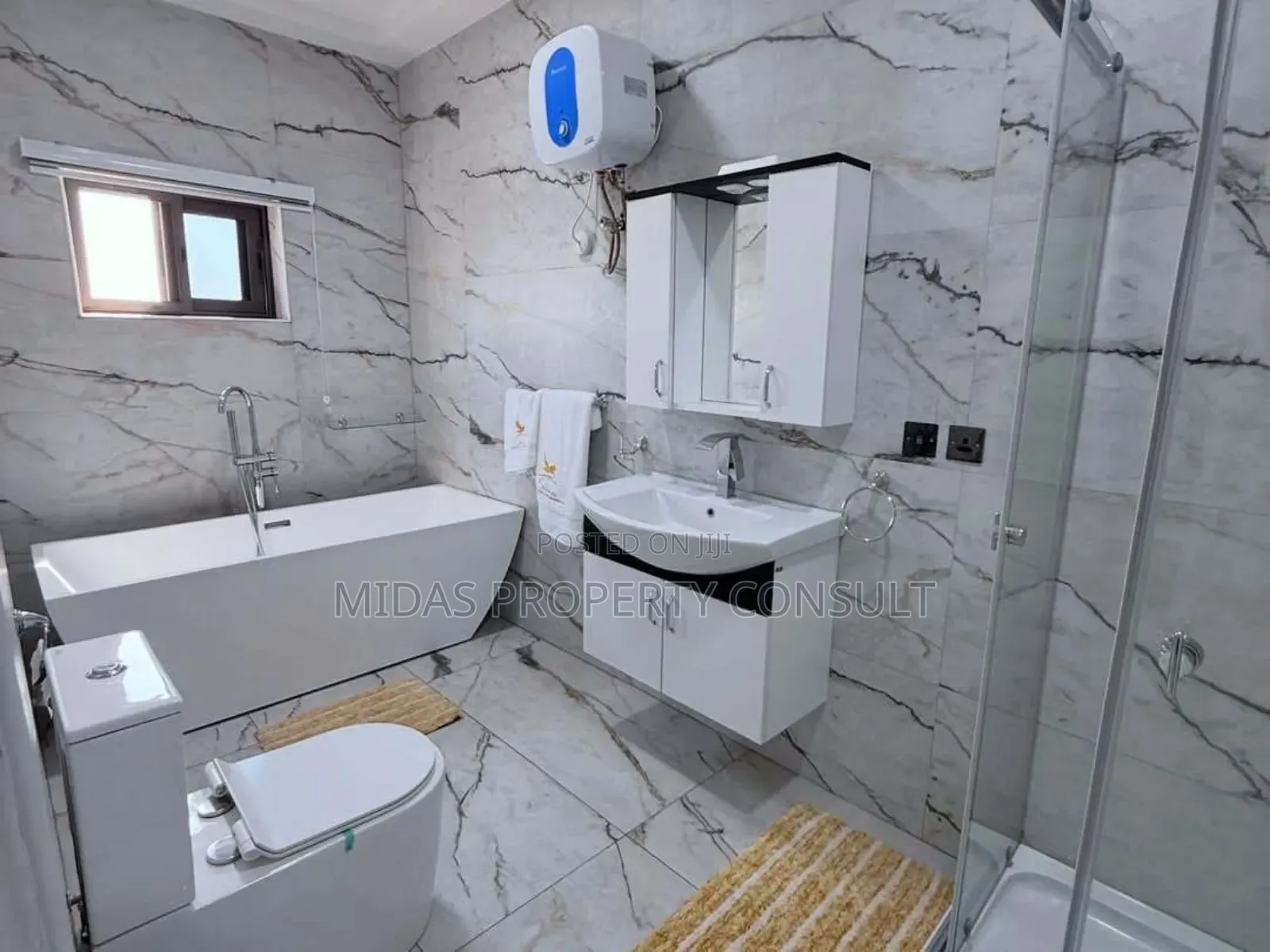 5bdrm House in Adjiringanor, Ability for sale