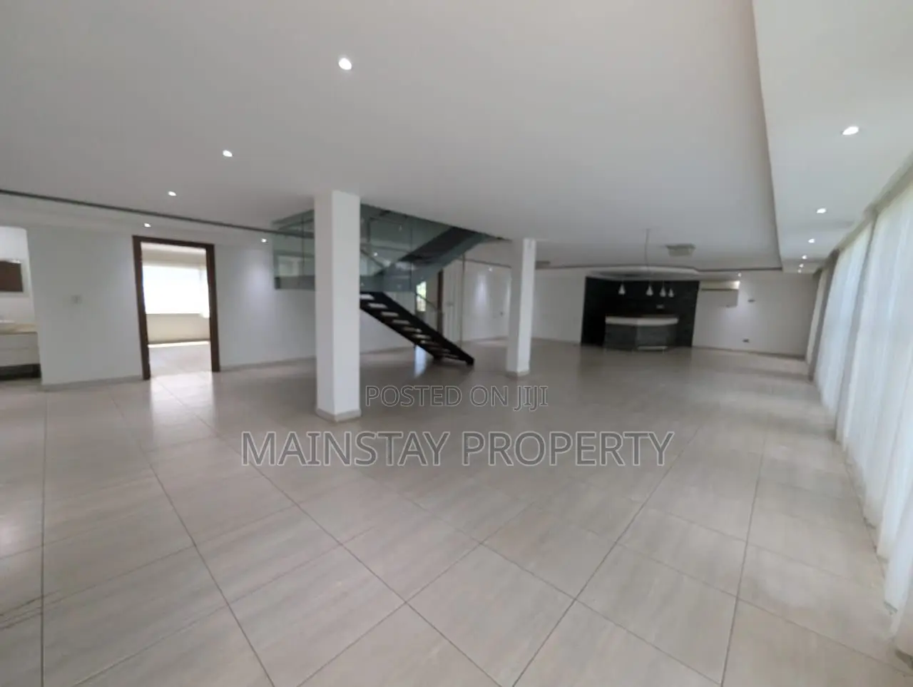 4bdrm House in Mainstay Estates, Airport Residential Area for sale