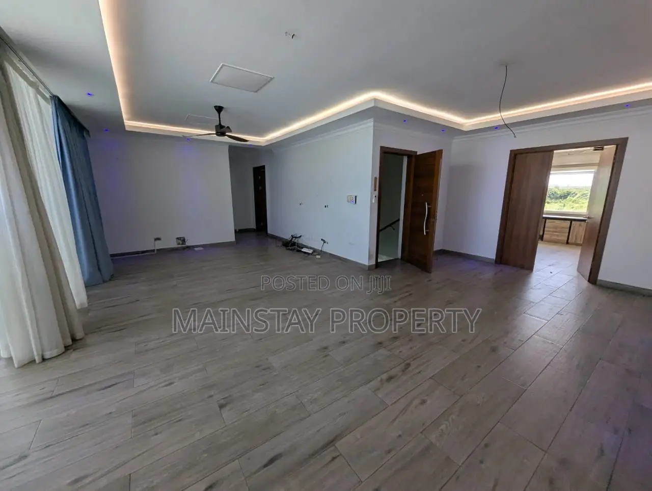 4bdrm House in Mainstay Estates, Airport Residential Area for sale