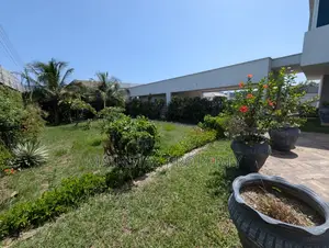 4bdrm House in Mainstay Estates, Airport Residential Area for sale