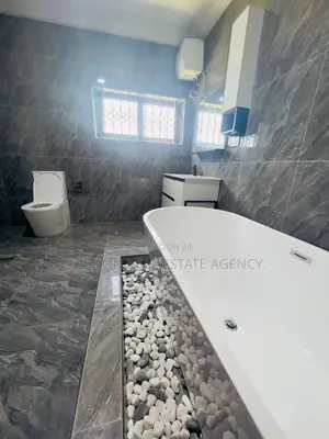 4bdrm Duplex in Kokrobite Road, Old Barrier for sale