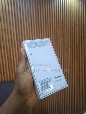 New Apple iPhone XR 128 GB