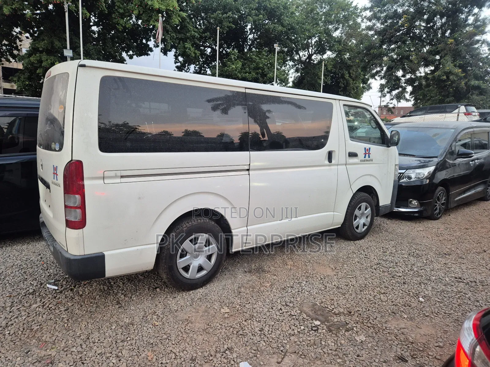 Toyota HiAce 2015 White