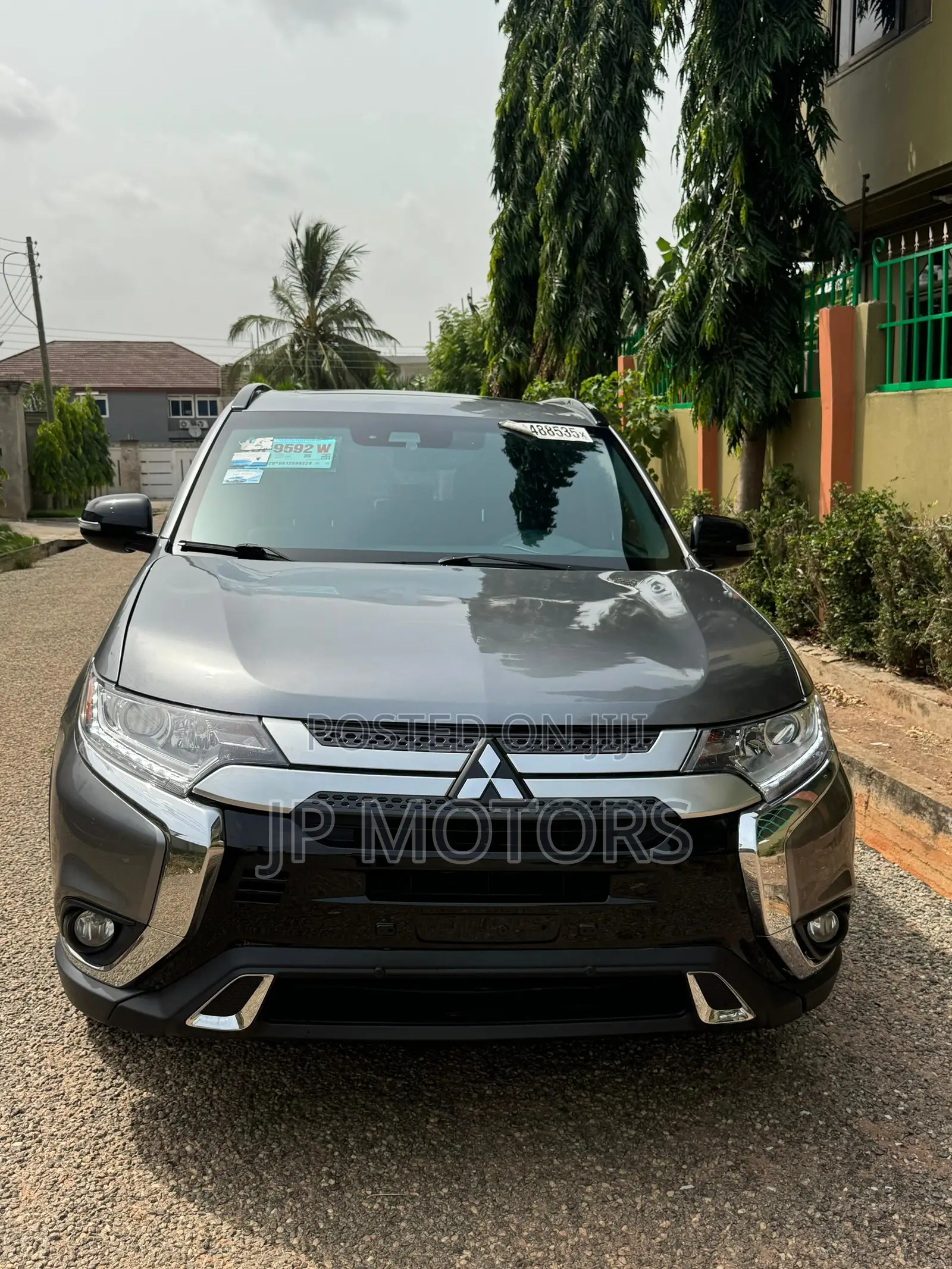 Mitsubishi Outlander LE S-AWC 2020 Gray