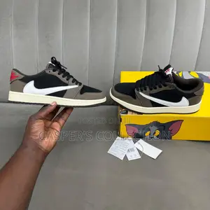 Jordan 1 Retro Low Og Sp Travis Scott "Mocha"
