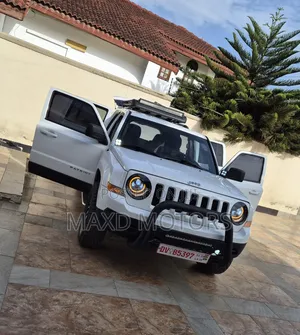 Jeep Patriot Latitude 4x4 2017 White