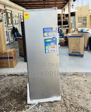 Nasco Nasd1-33 Upright Standing Freezer With Easy Cleaning Interior