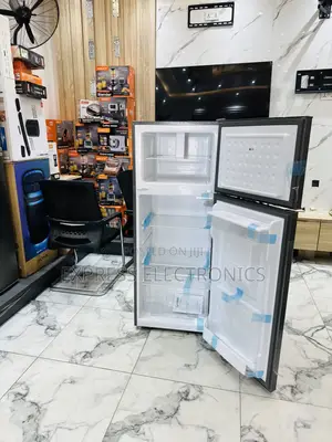 Zealous Sleek 197l Double Door With Water Dispenser Fridge