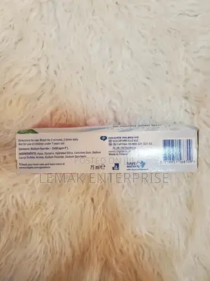Colgate Toothpaste White Teeth 75ml