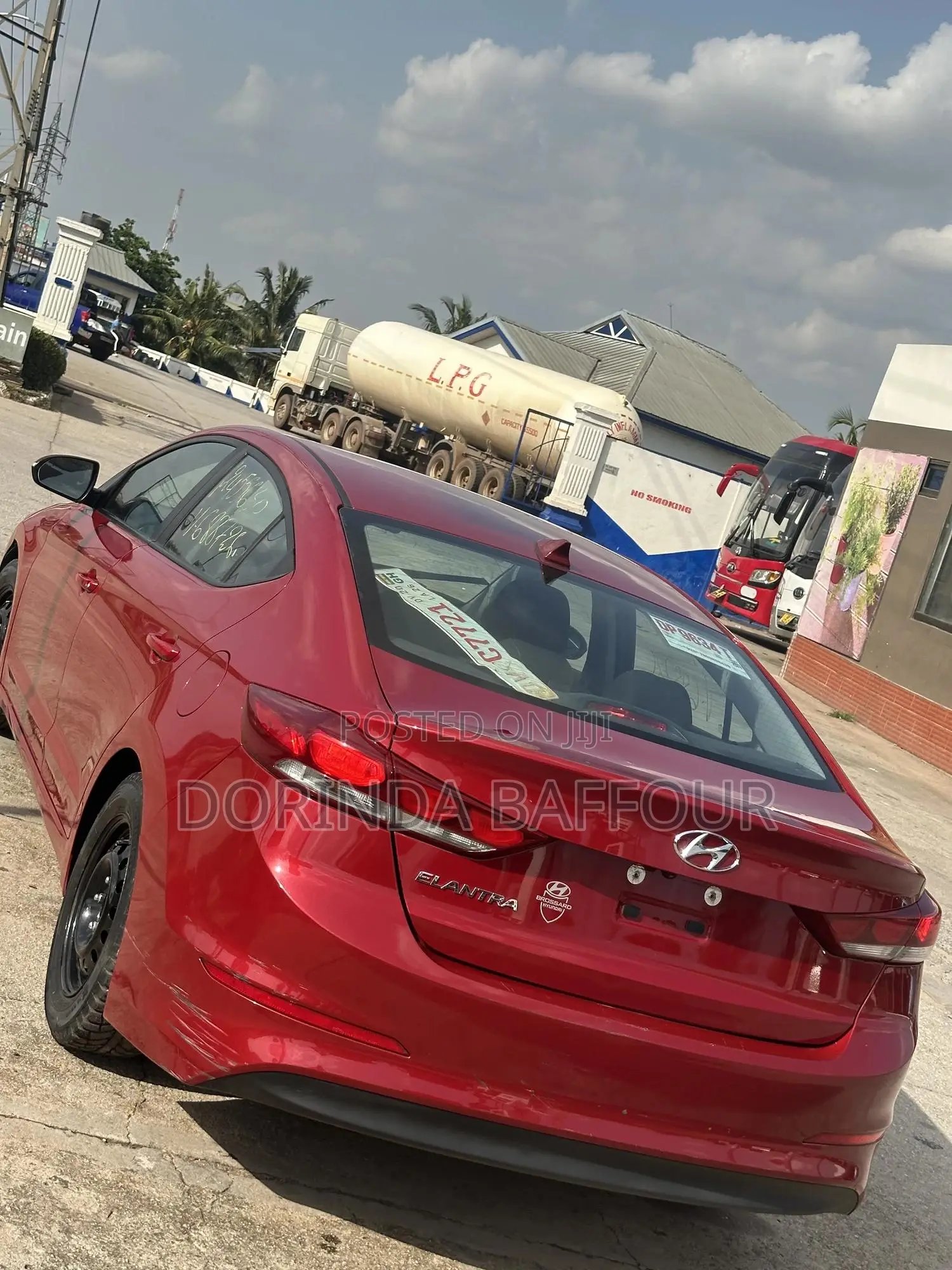 Hyundai Elantra Value Edition 2018 Red