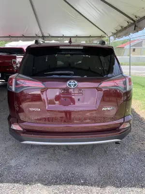Toyota RAV4 2017 Burgundy